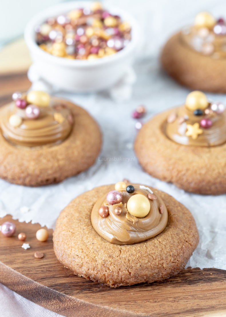 Gevulde zandkoekjes met speculoos (thumbprint cookies)