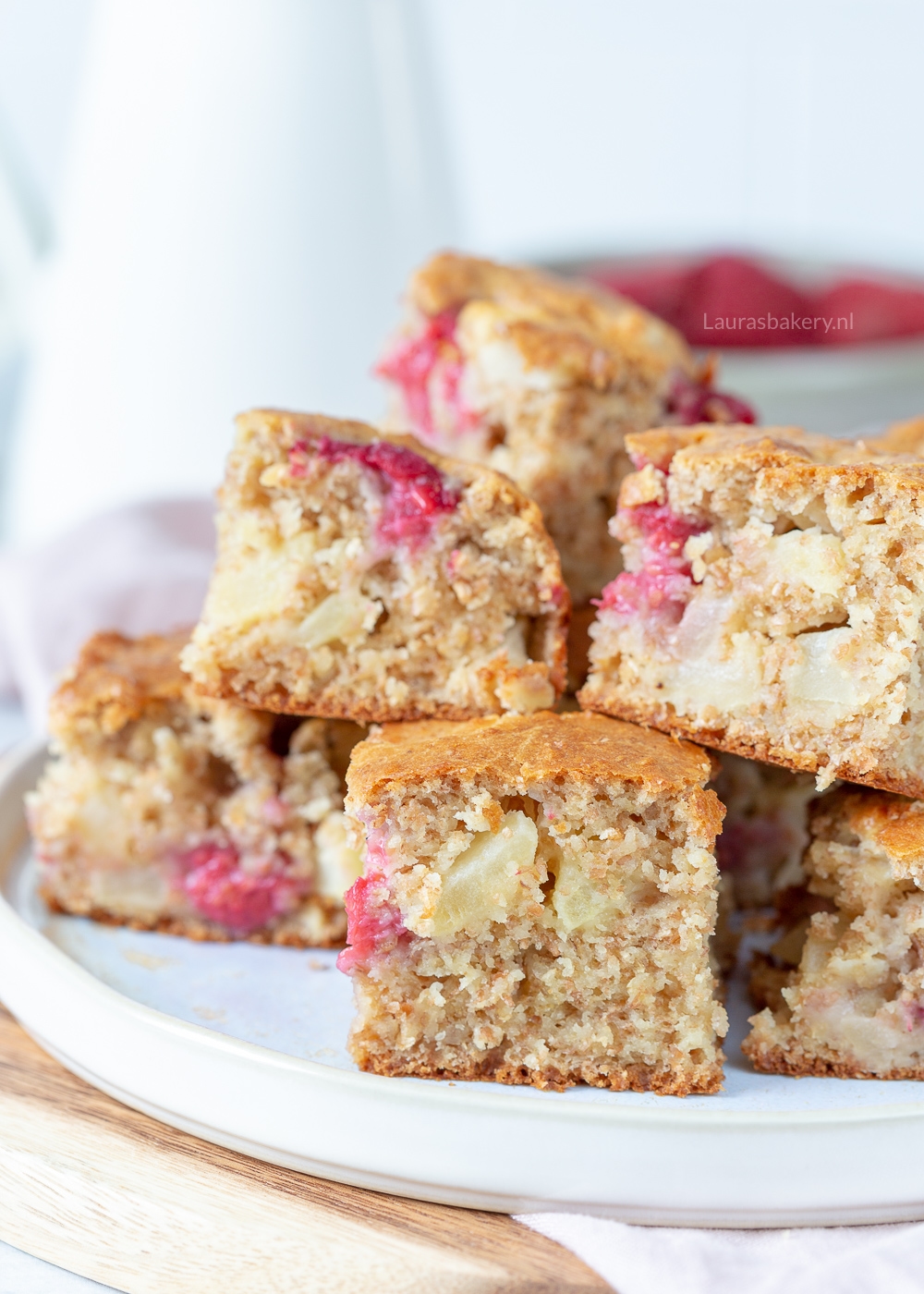 Volkoren plaatcake met appel en framboos