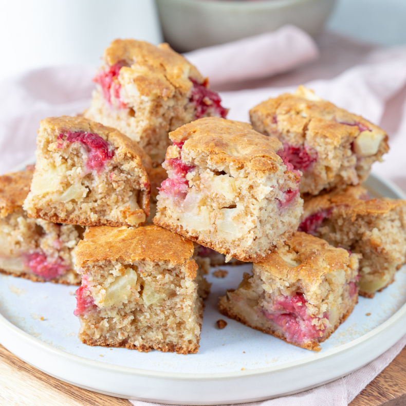 Volkoren plaatcake met appel en framboos