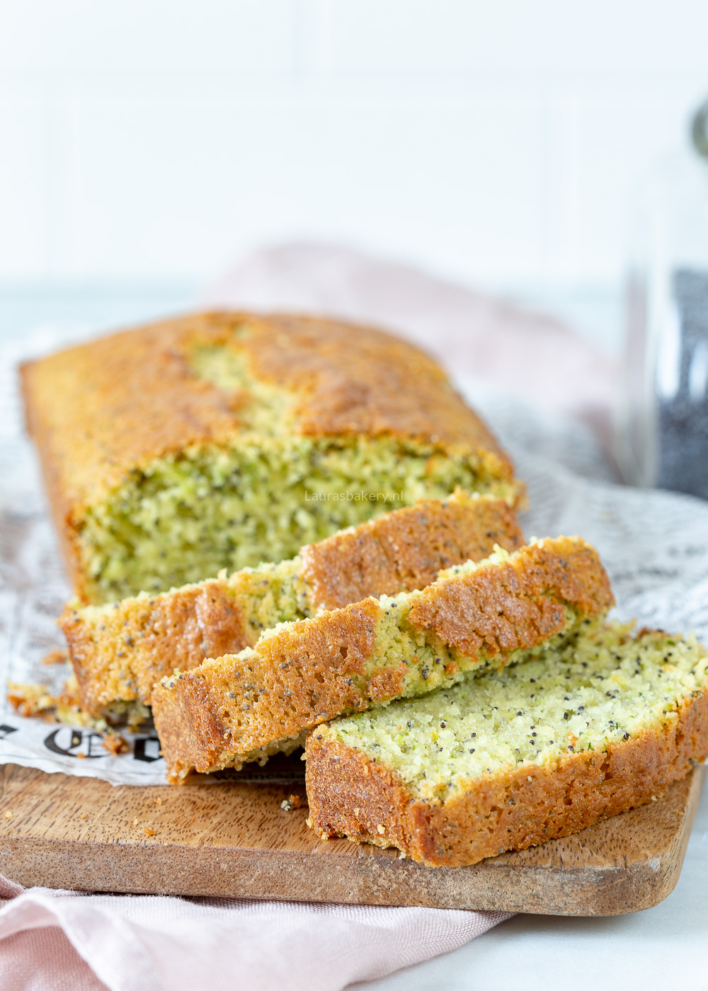 Citroen-maanzaad courgette cake