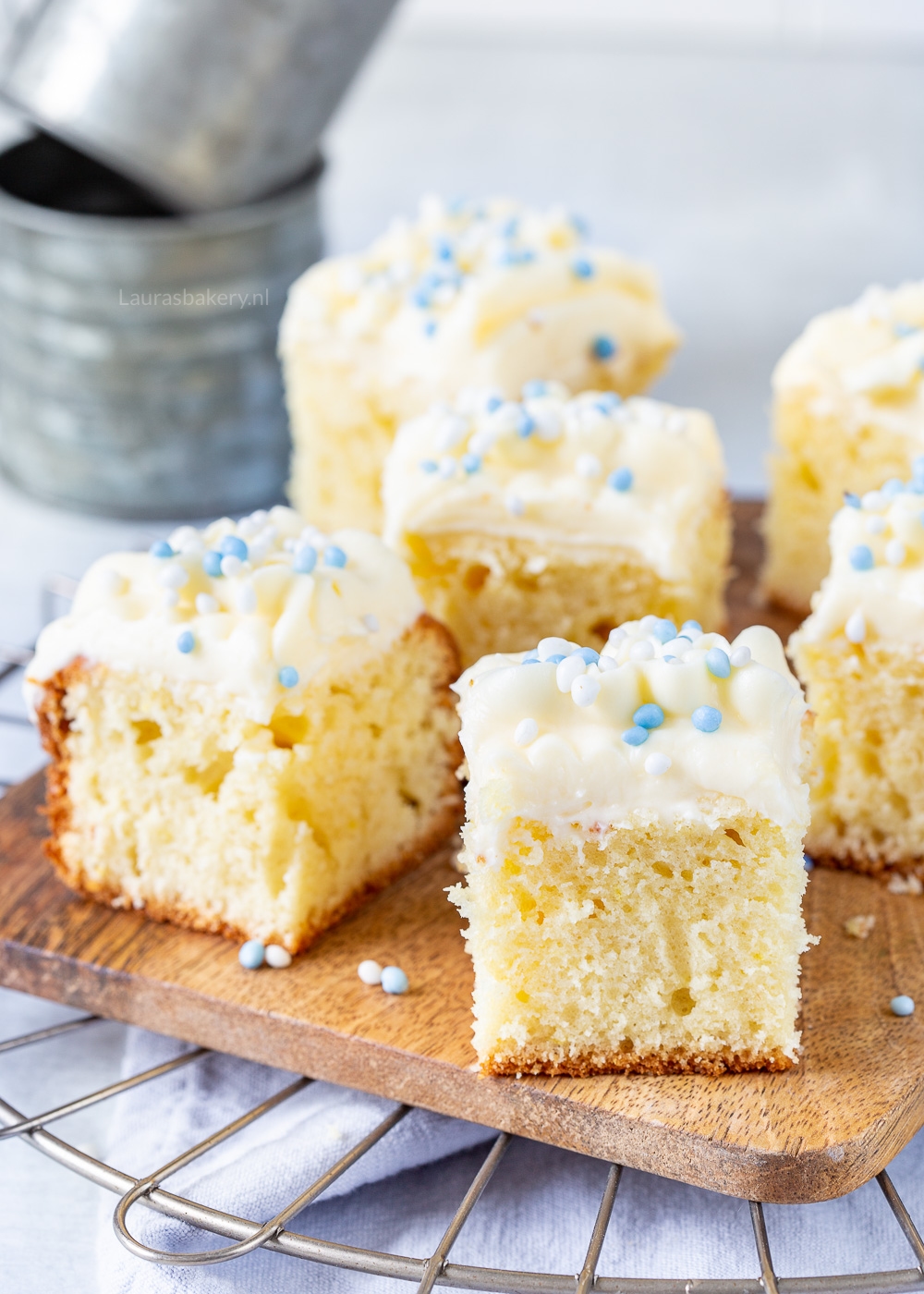 Geboorte citroencake met muisjes