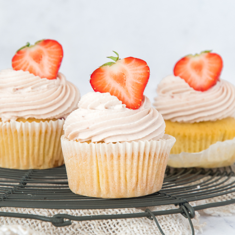 Aardbeien cupcakes