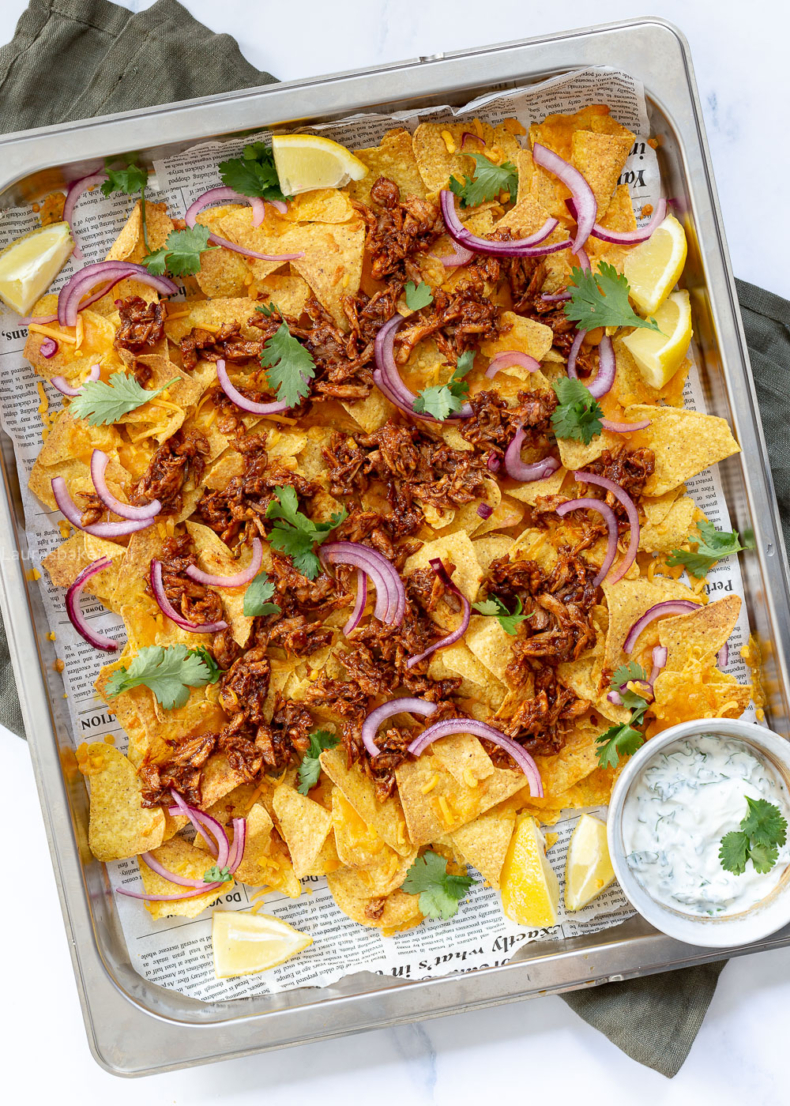 Nacho's uit de oven met BBQ pulled chicken