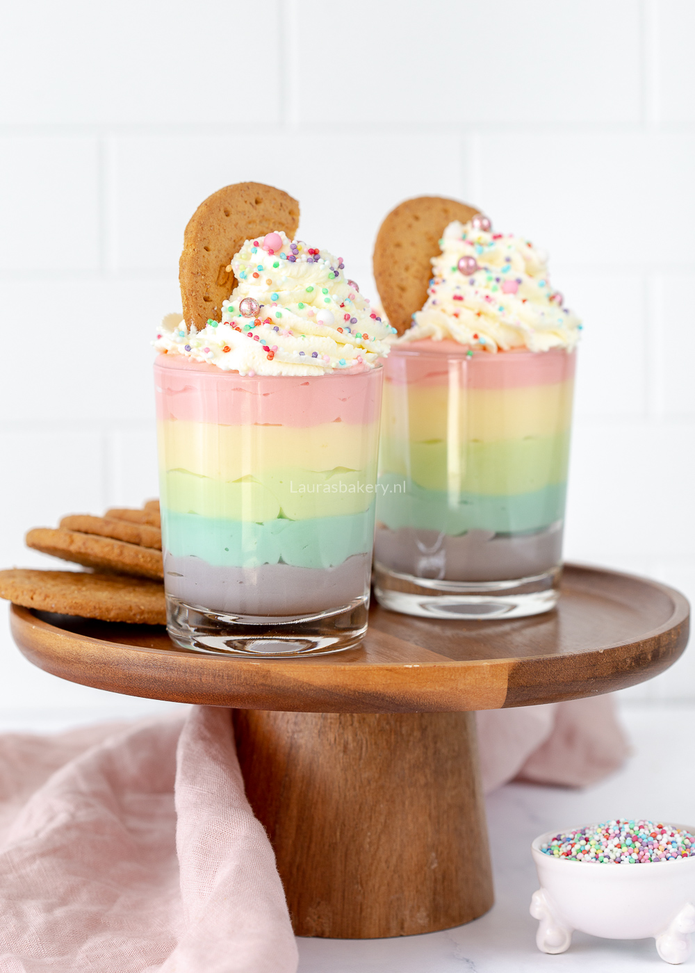 Regenboog pudding toetjes (2)