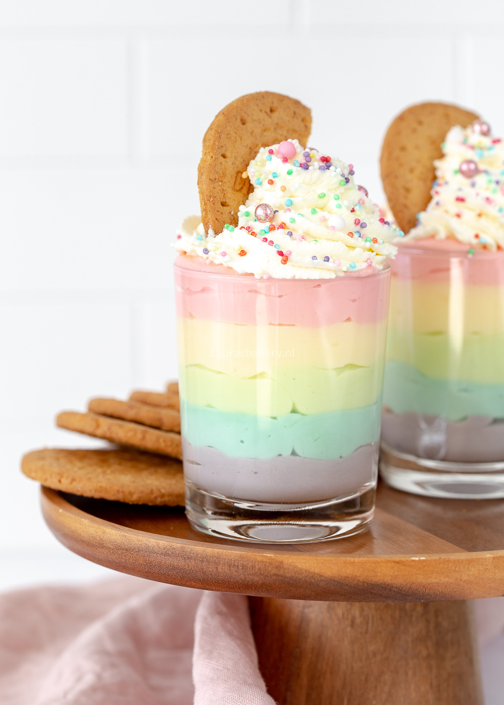 Regenboog pudding toetjes