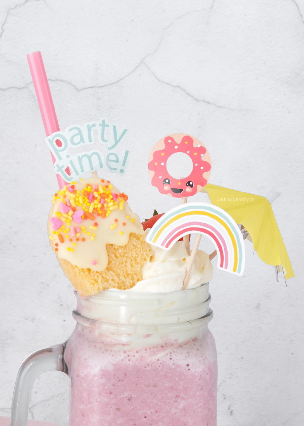 Aardbeien freakshake-3a