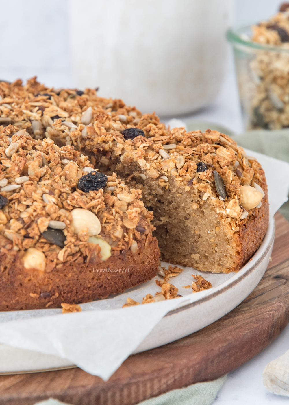 yoghurtcake met koffiesmaak en granola