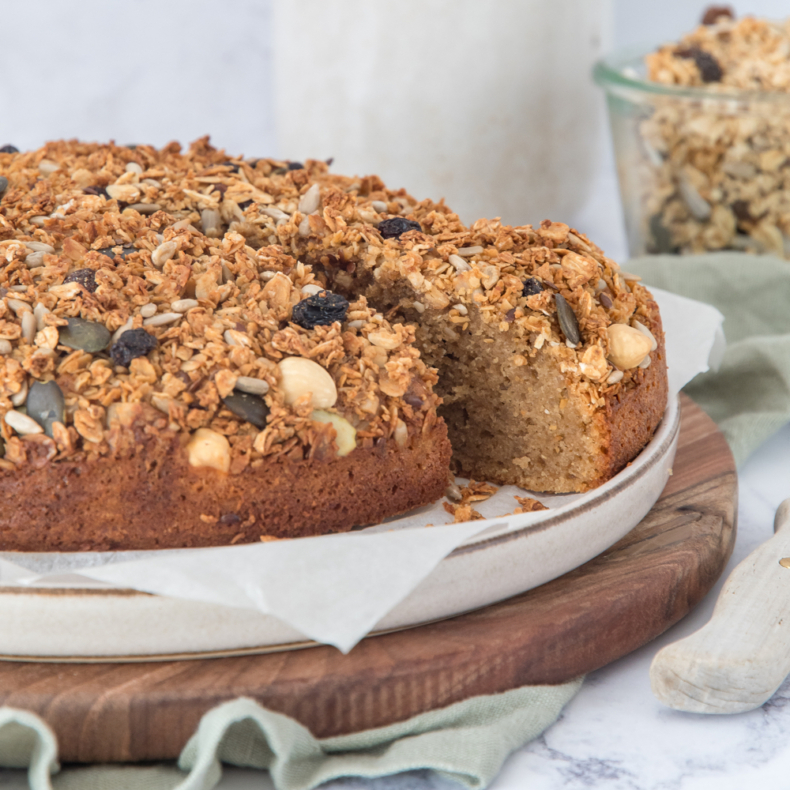 Koffie-granola yoghurtcake