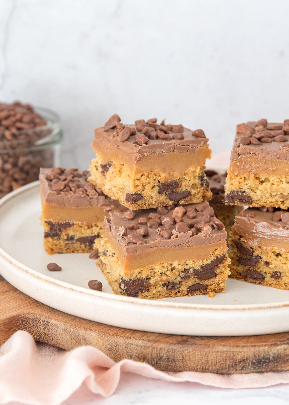 Chocolate chip cookie millionaire’s shortbread