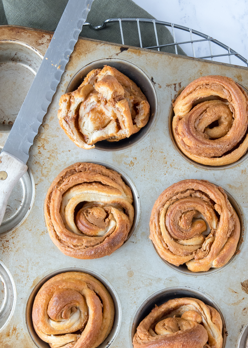 Speculoos cruffins