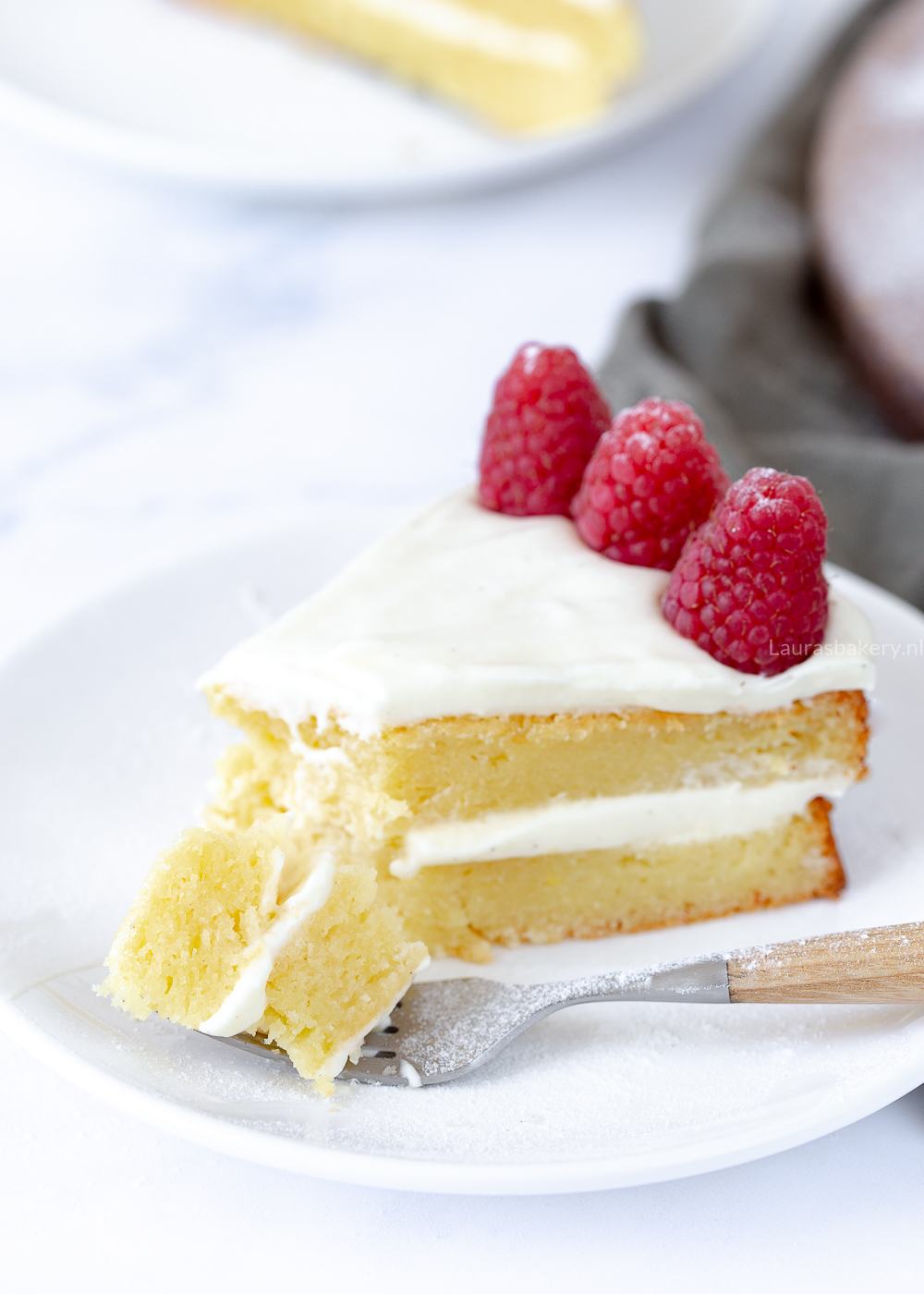 Ricotta cake met frambozen en mascarpone citroenroom (3)