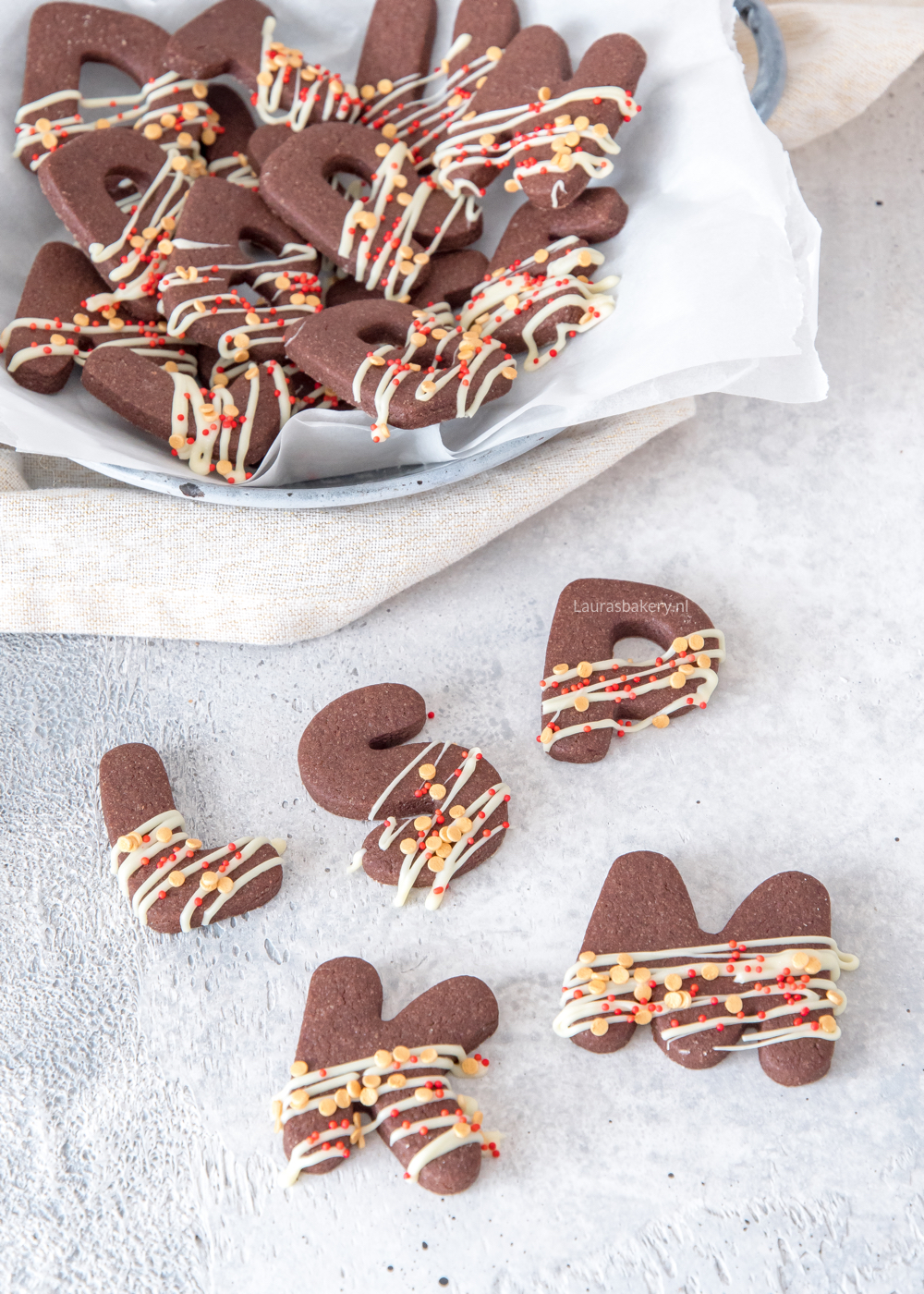 kleine chocoladeletter koekjes