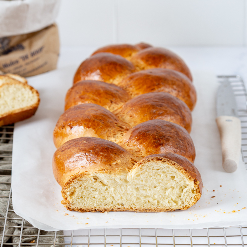 Zelf vlechtbrood maken