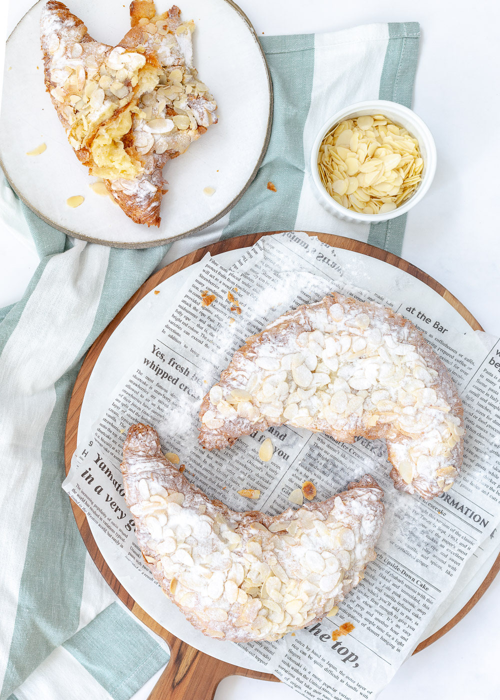 Croissants aux amandes