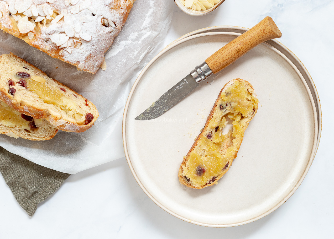 kerstbrood met amandelspijs