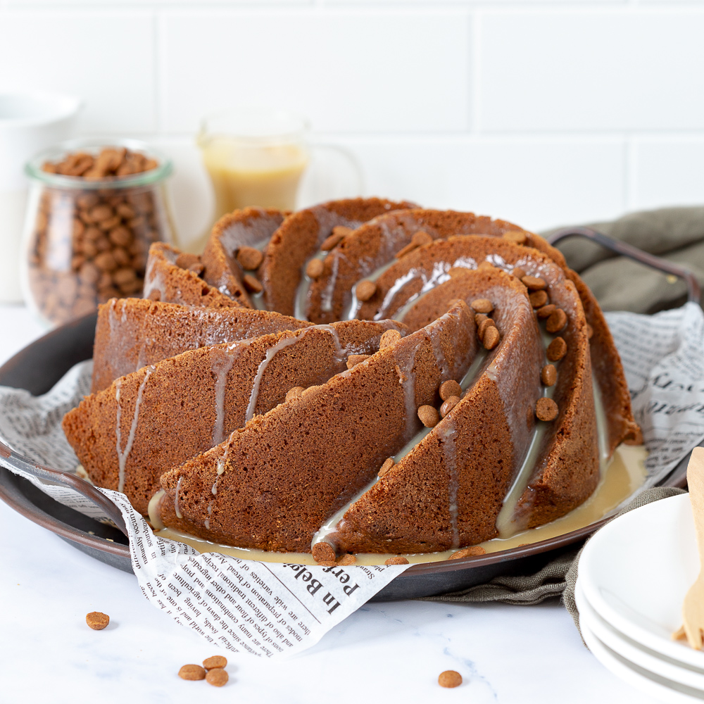 Speculaas cake met baileys ganache recept