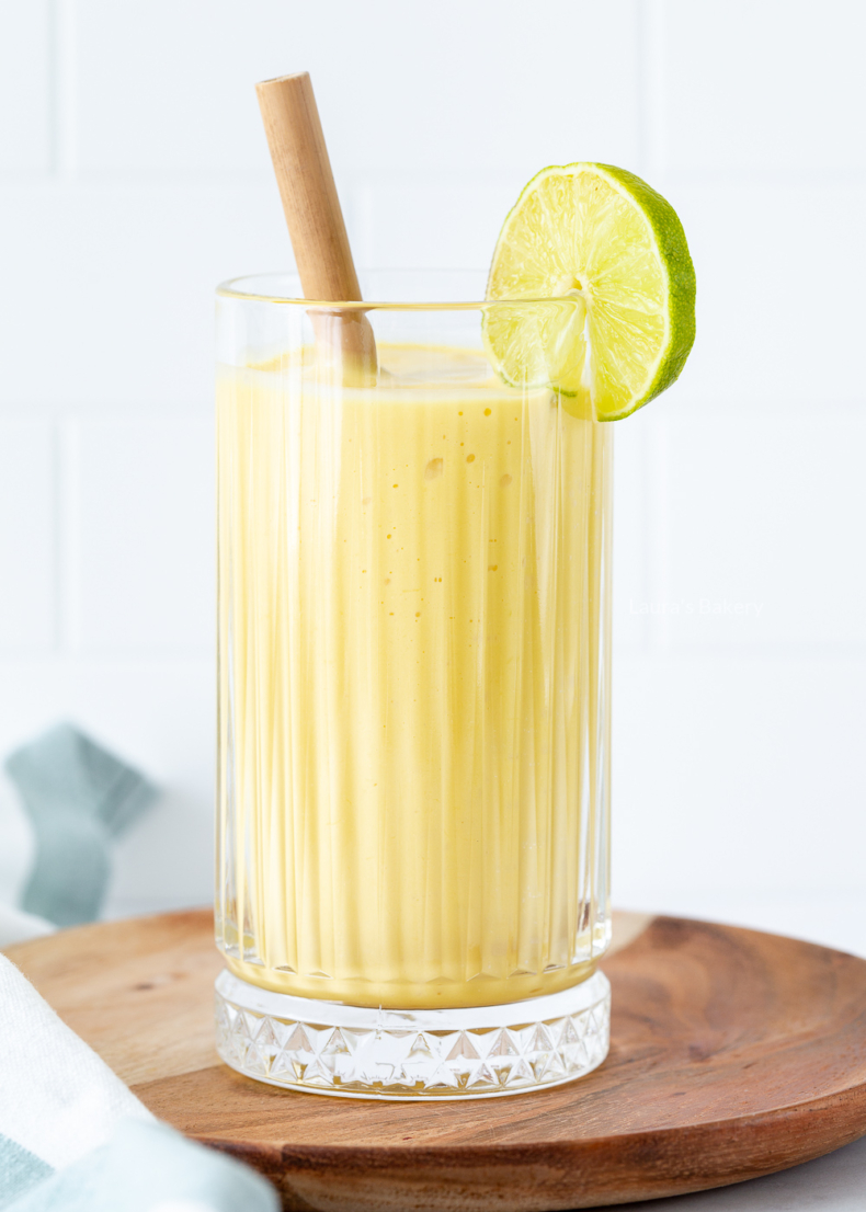 Mango smoothie