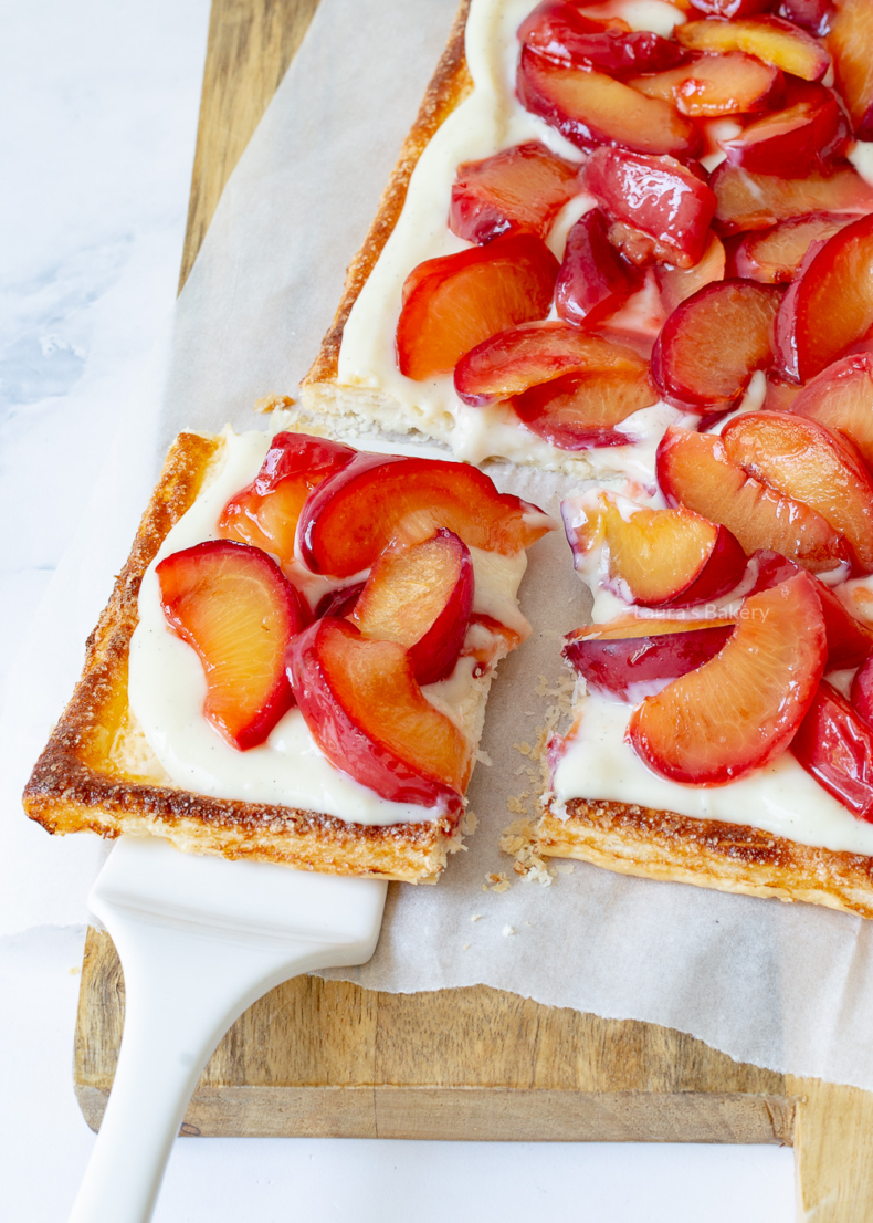 Pruimentaart met bladerdeeg maken