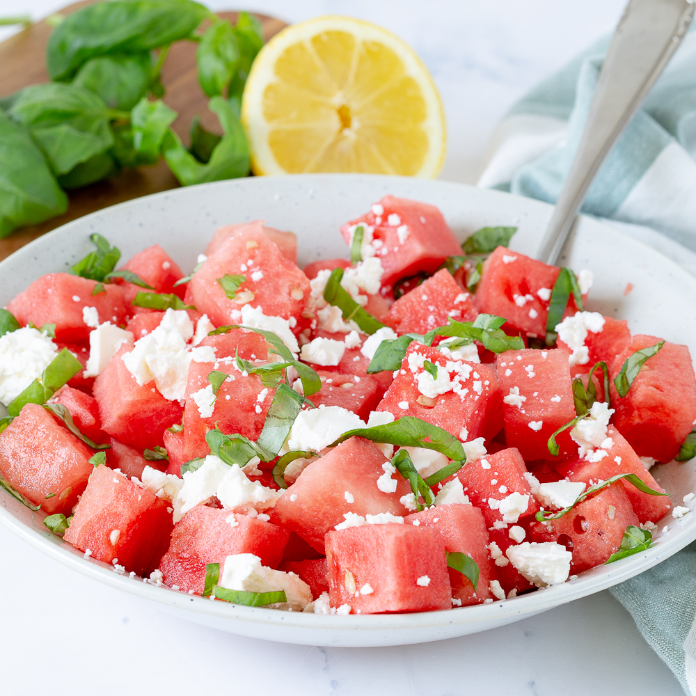 Watermeloen met feta en basilicum recept