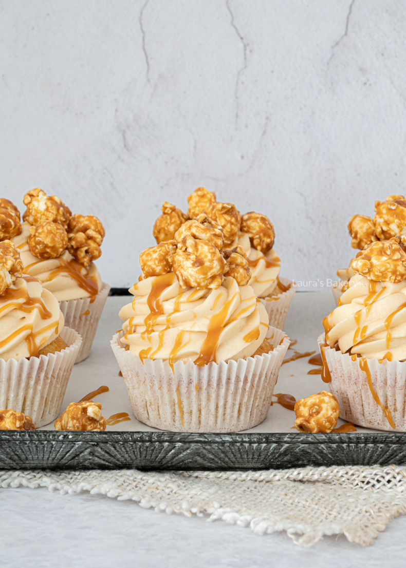 Caramel popcorn cupcakes 5x7 WM-1