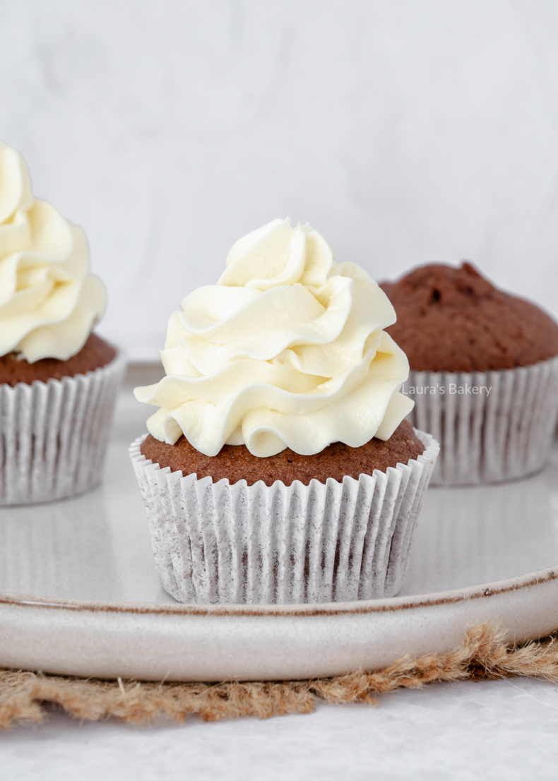 Swiss meringue botercrème maken