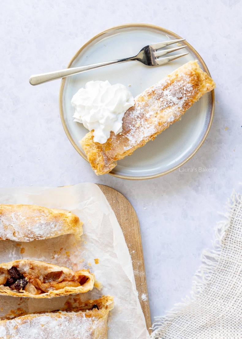 Apfelstrudel met bladerdeeg WM (7)