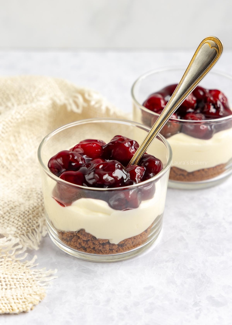 MonChou toetje met kersen maken