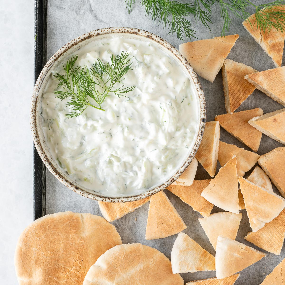 kommetje met tzatziki